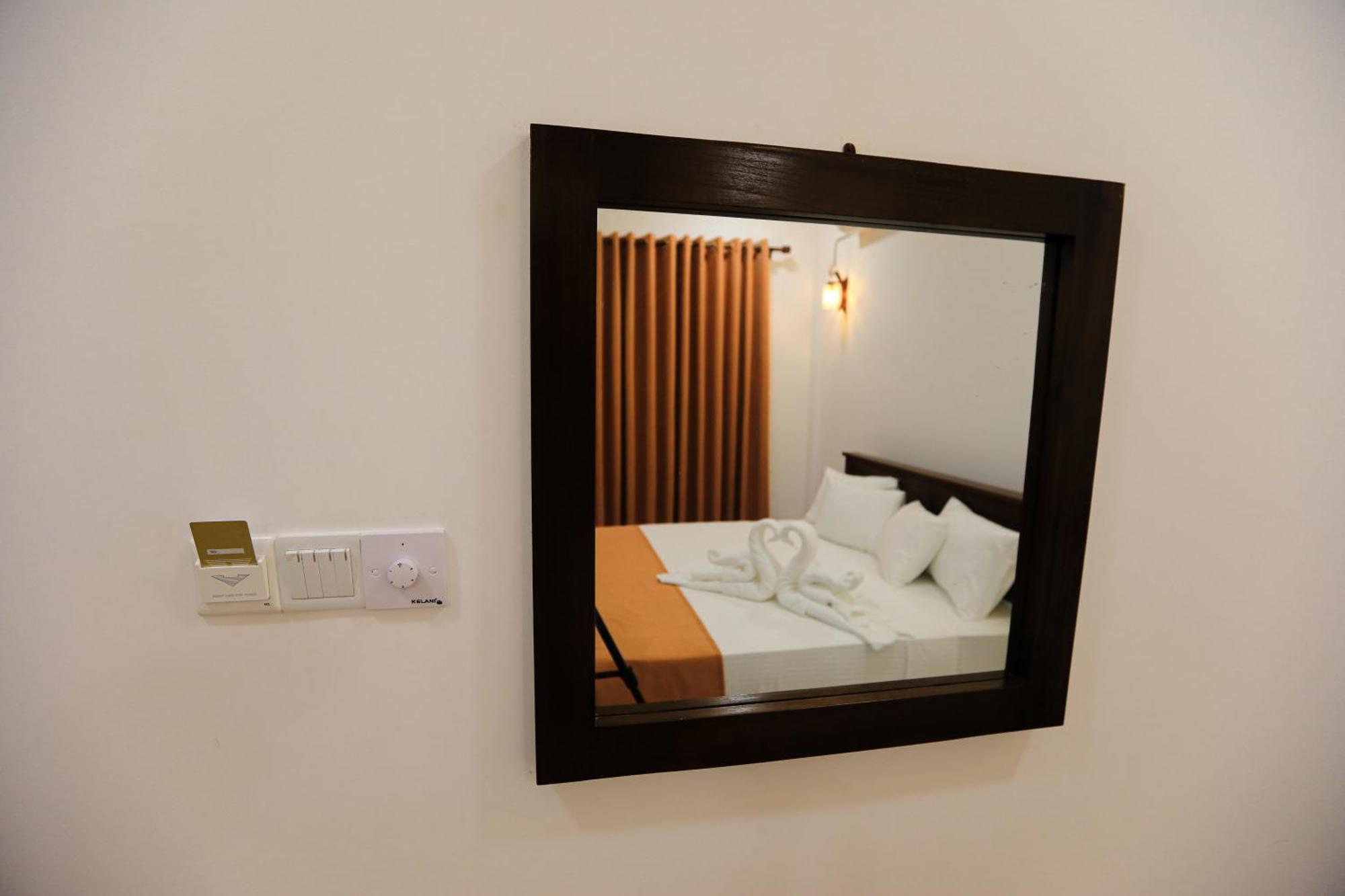 D Marit Motel Negombo Zewnętrze zdjęcie