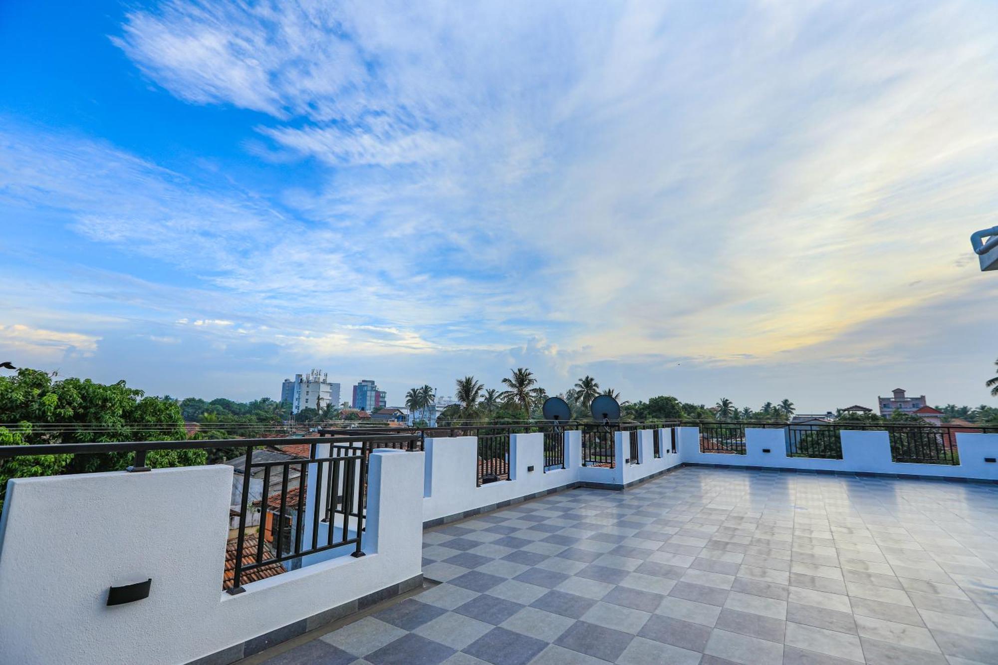 D Marit Motel Negombo Zewnętrze zdjęcie
